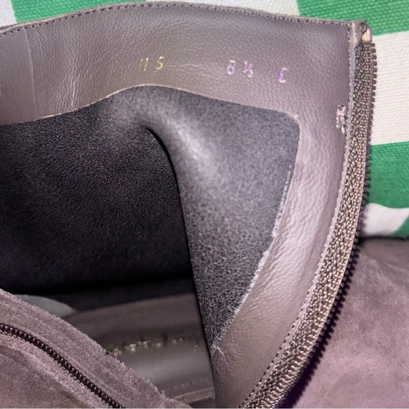 Salvatore Ferragamo Taupe Suede Ankle Boots With Golden Logo Chain. - Picture 12 of 12